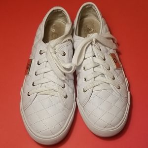 COPY - Sneakers by Guess